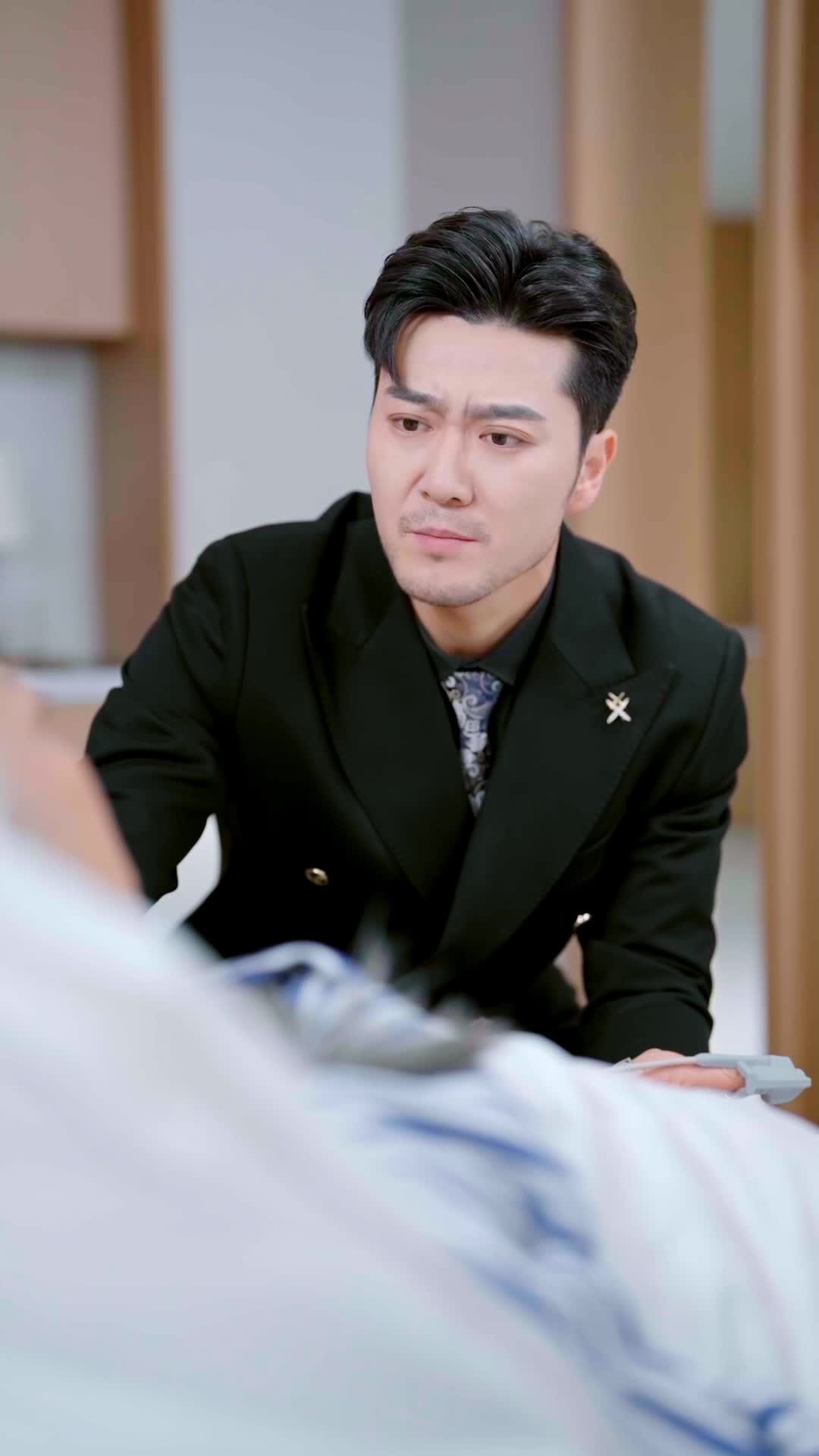 Episode 19 - She's the Billionaire's Mom!